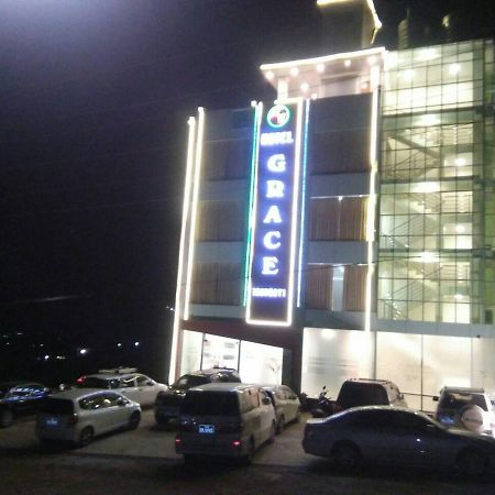Hotel Grace Taunggyi Extérieur photo