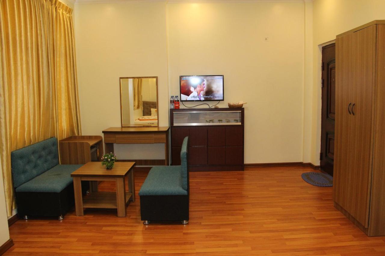 Hotel Grace Taunggyi Extérieur photo