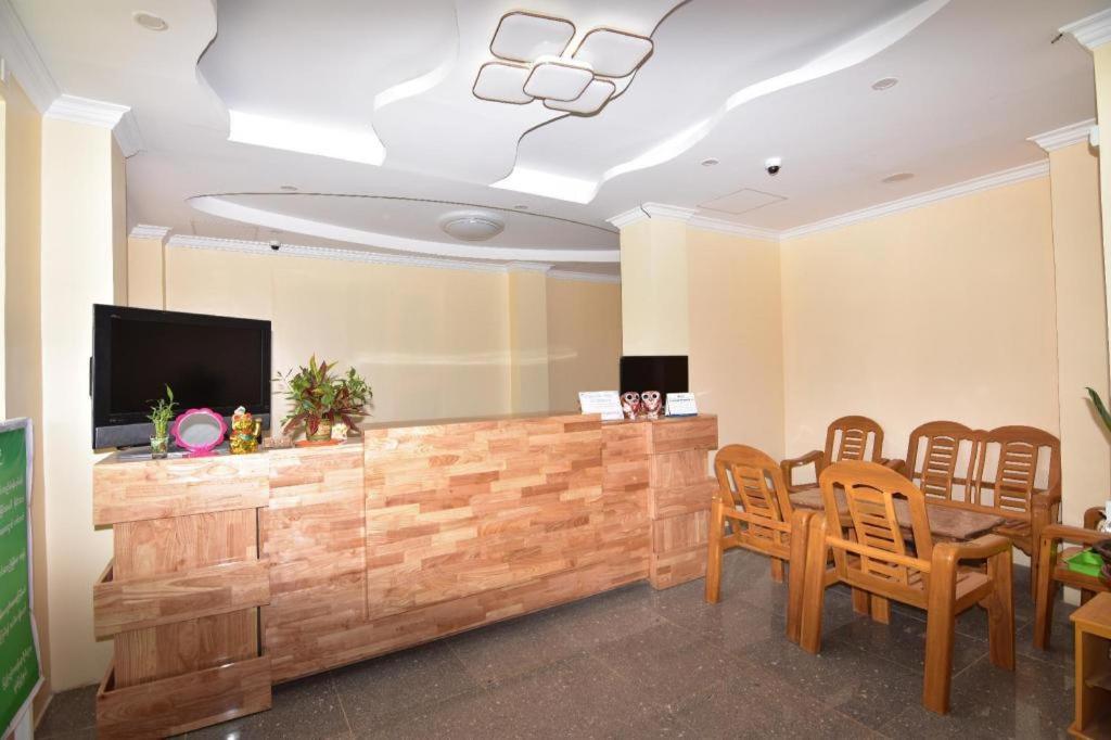 Hotel Grace Taunggyi Extérieur photo