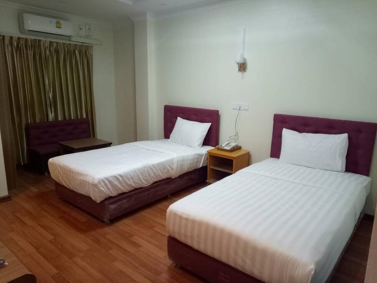 Hotel Grace Taunggyi Extérieur photo