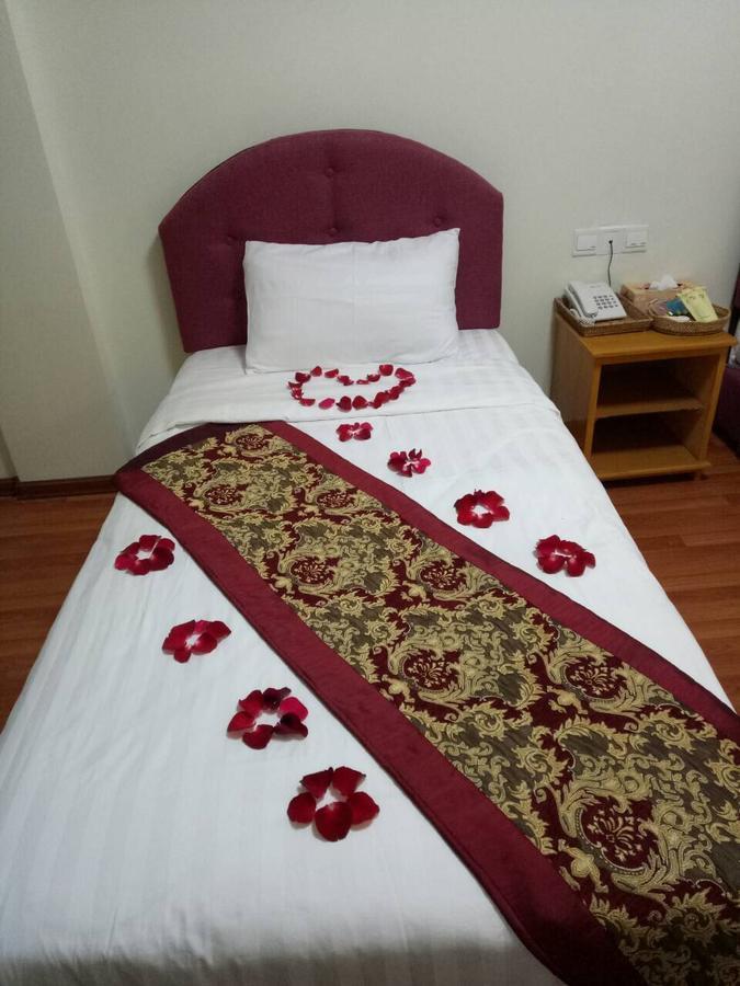 Hotel Grace Taunggyi Extérieur photo